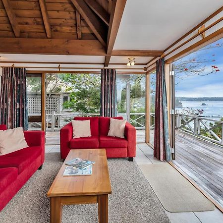 Te Maiki Retreat - Russell Holiday Home Экстерьер фото