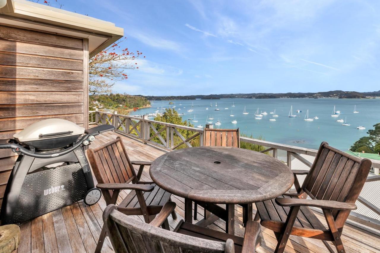 Te Maiki Retreat - Russell Holiday Home Экстерьер фото