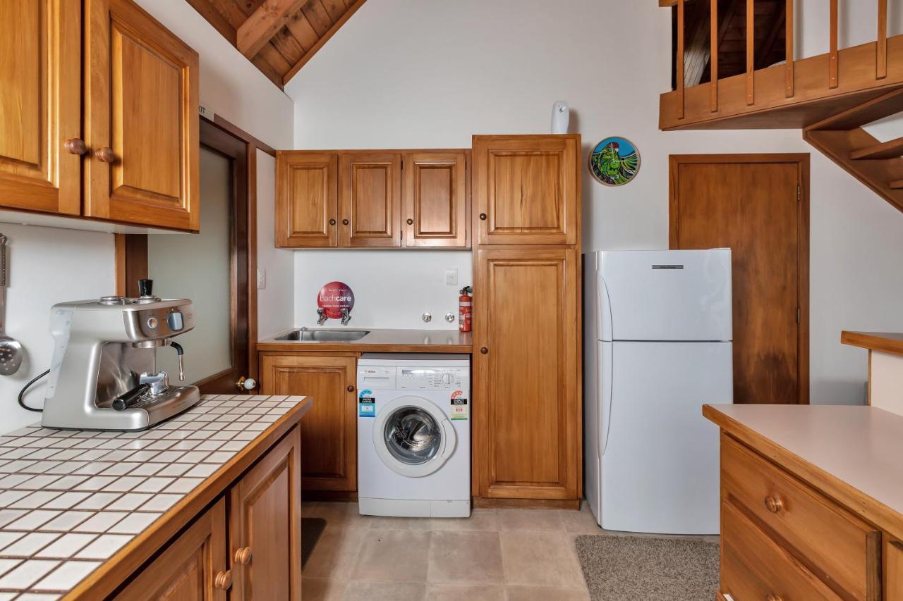 Te Maiki Retreat - Russell Holiday Home Экстерьер фото
